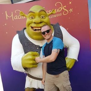 Meet your Posher, Dakota